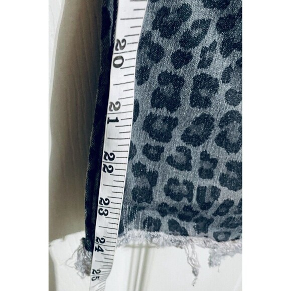 H&M Grey Jeans Sz26 Waist Animal Print Distressed Cuff Stretchy - Picture 6 of 8